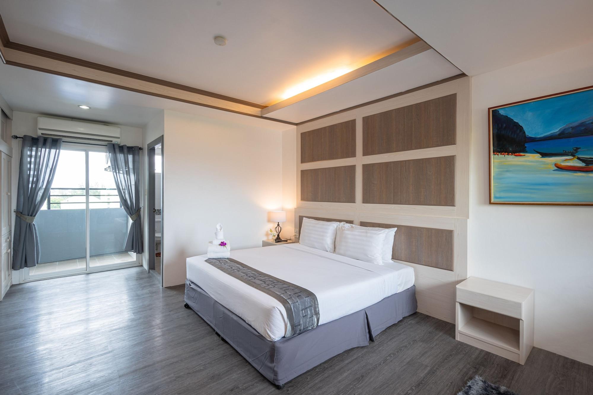 S.B.Living Place Hotel Phuket Exterior photo
