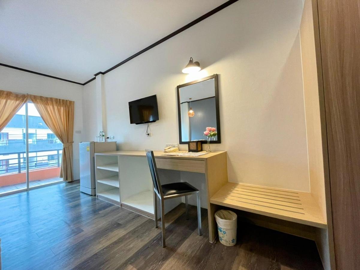 S.B.Living Place Phuket Exterior photo
