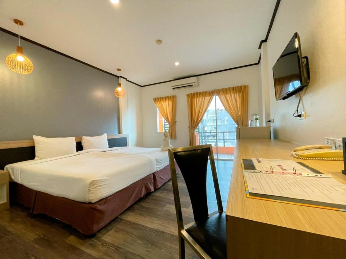 S.B.Living Place Phuket Exterior photo