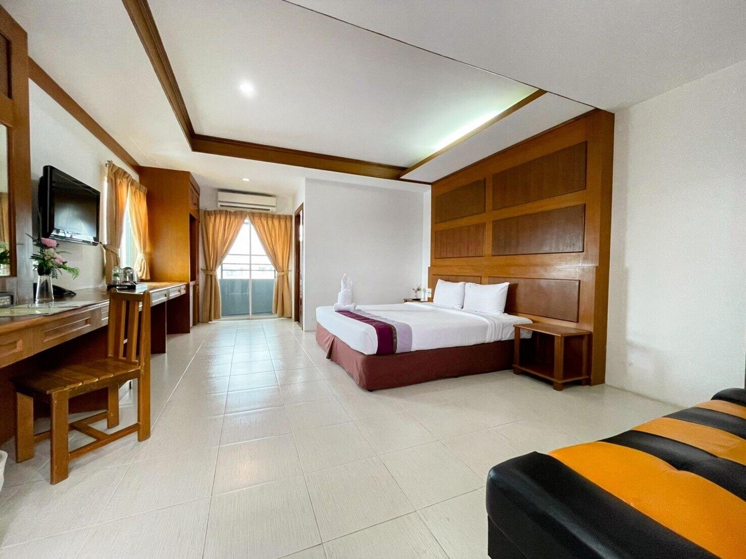 S.B.Living Place Phuket Exterior photo